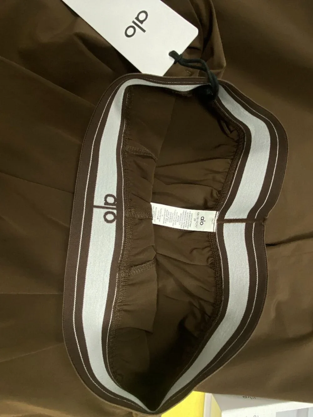 ALO Yoga espresso brown